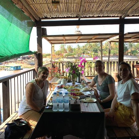 St 63 Home Stay & Tour Kampong Khleang Extérieur photo