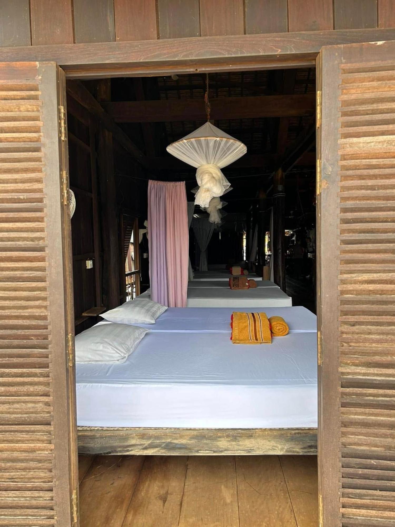 St 63 Home Stay & Tour Kampong Khleang Extérieur photo